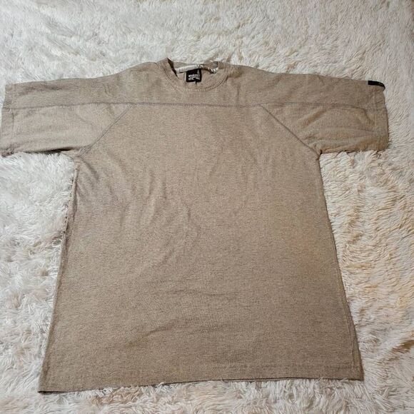 Crew neck Short sleeve tan solid casual t-shirt with stitching detail M - Picture 1 of 8